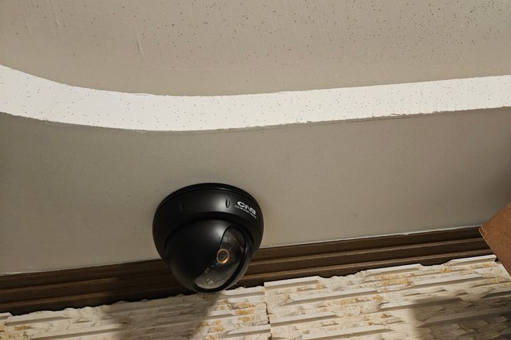 Room 204 (Men's Room) 12th image