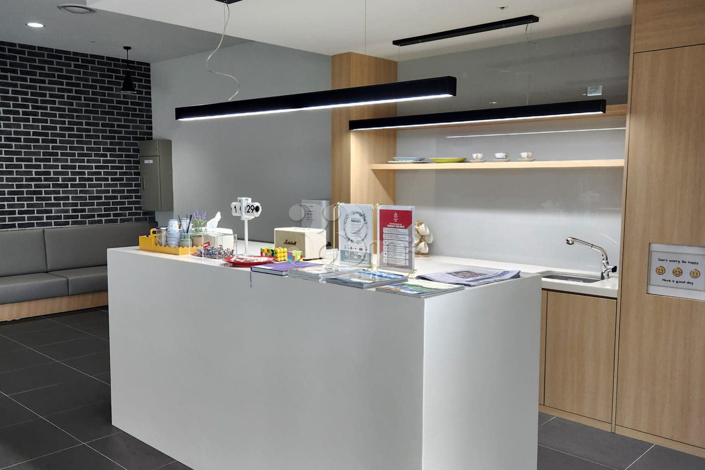 Fully furnished accommodation 1 minute from D 15th image
