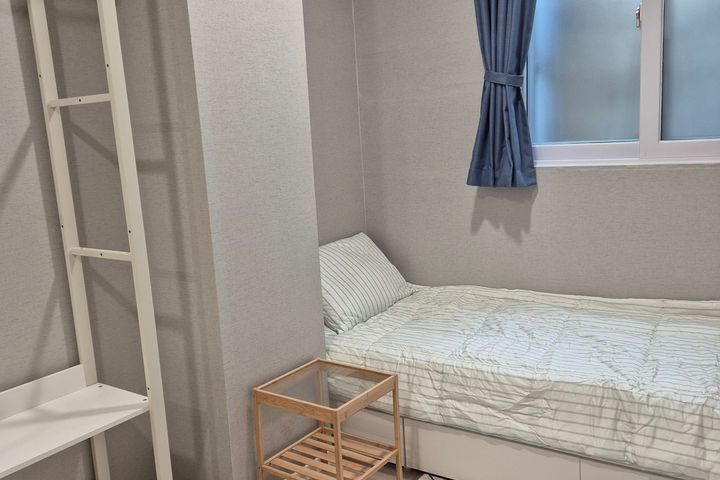 Jongno Fully Furnished Hotel-Class Residence 1th image