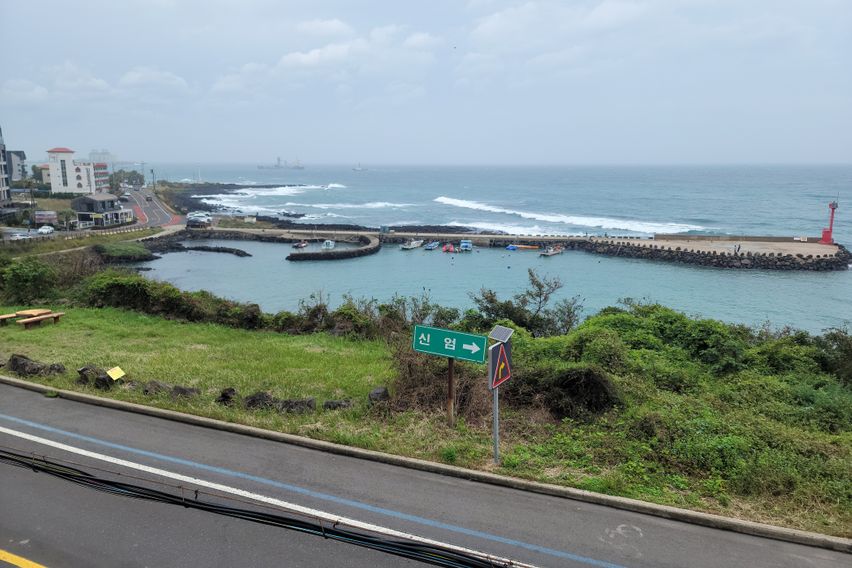 3-bedroom duplex near Aewol Beach 13th image