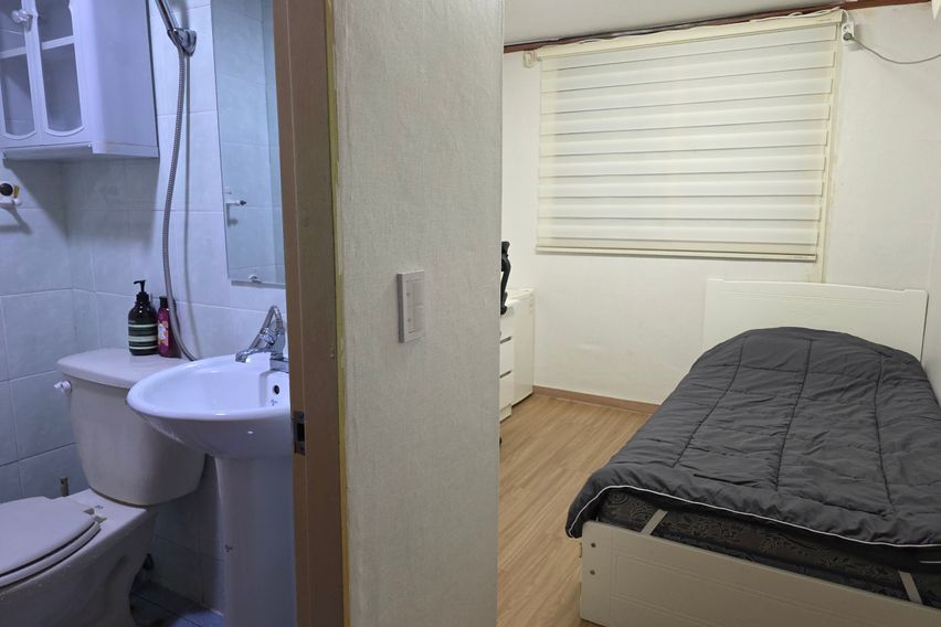 Room 401 12번째 이미지