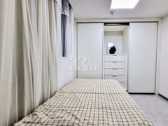 Sunny, fully furnished unit 7th image