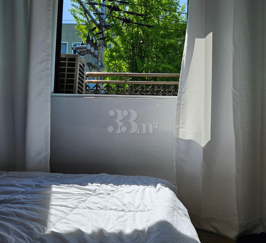Hotel-style bedding for two in Sillim 3th image