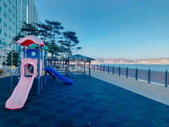 3-Room Ocean View – 10m from the Sea 18th image