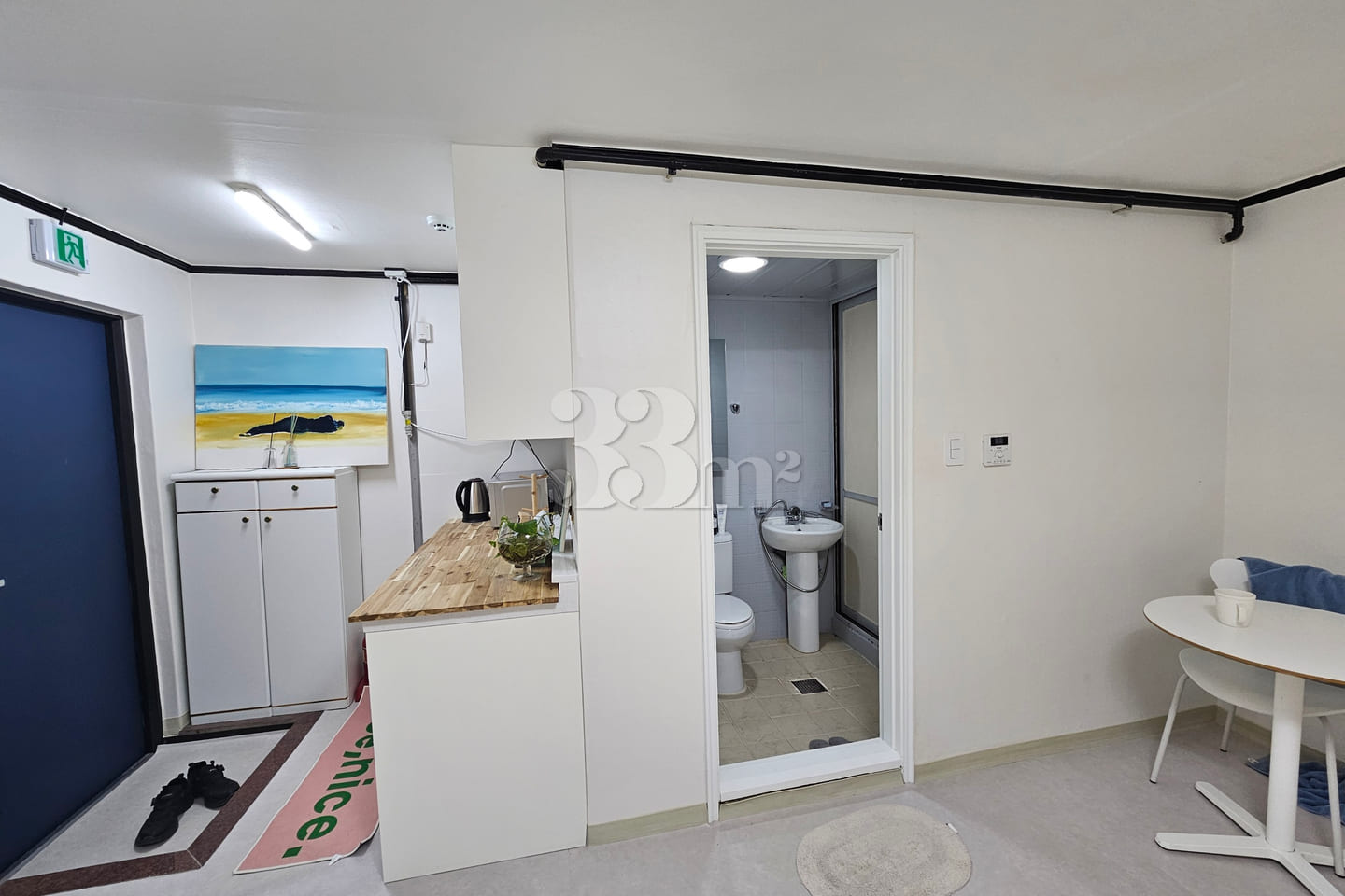 B201 5th image