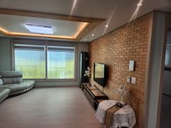 Gaom Modern South-Facing Fully Furnished Thre 1th image