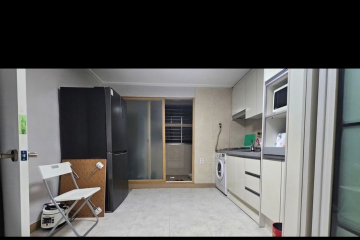 Comfortable and spacious 1.5-room apartment 5th image
