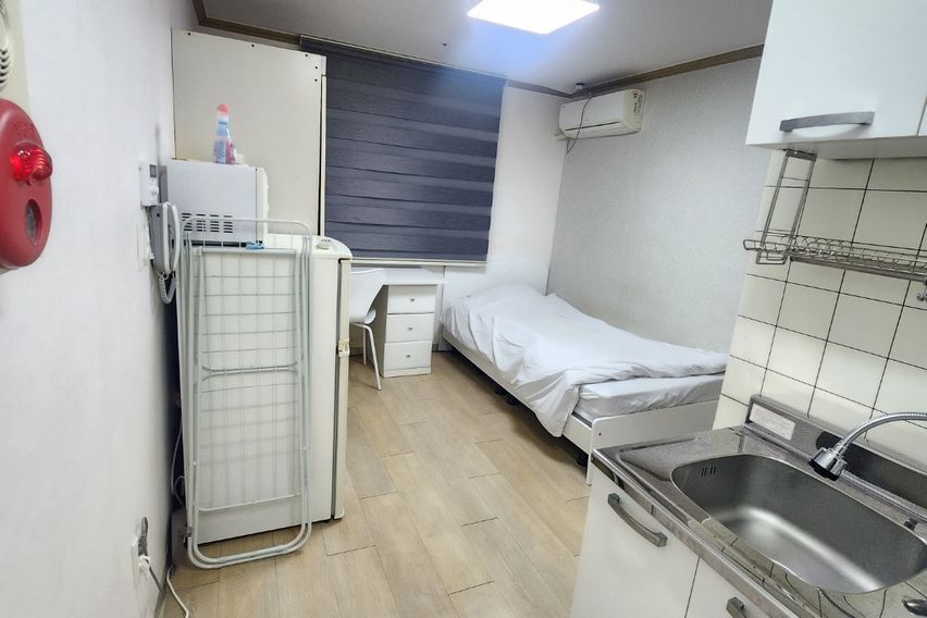 #89 깨끗하고 조용한