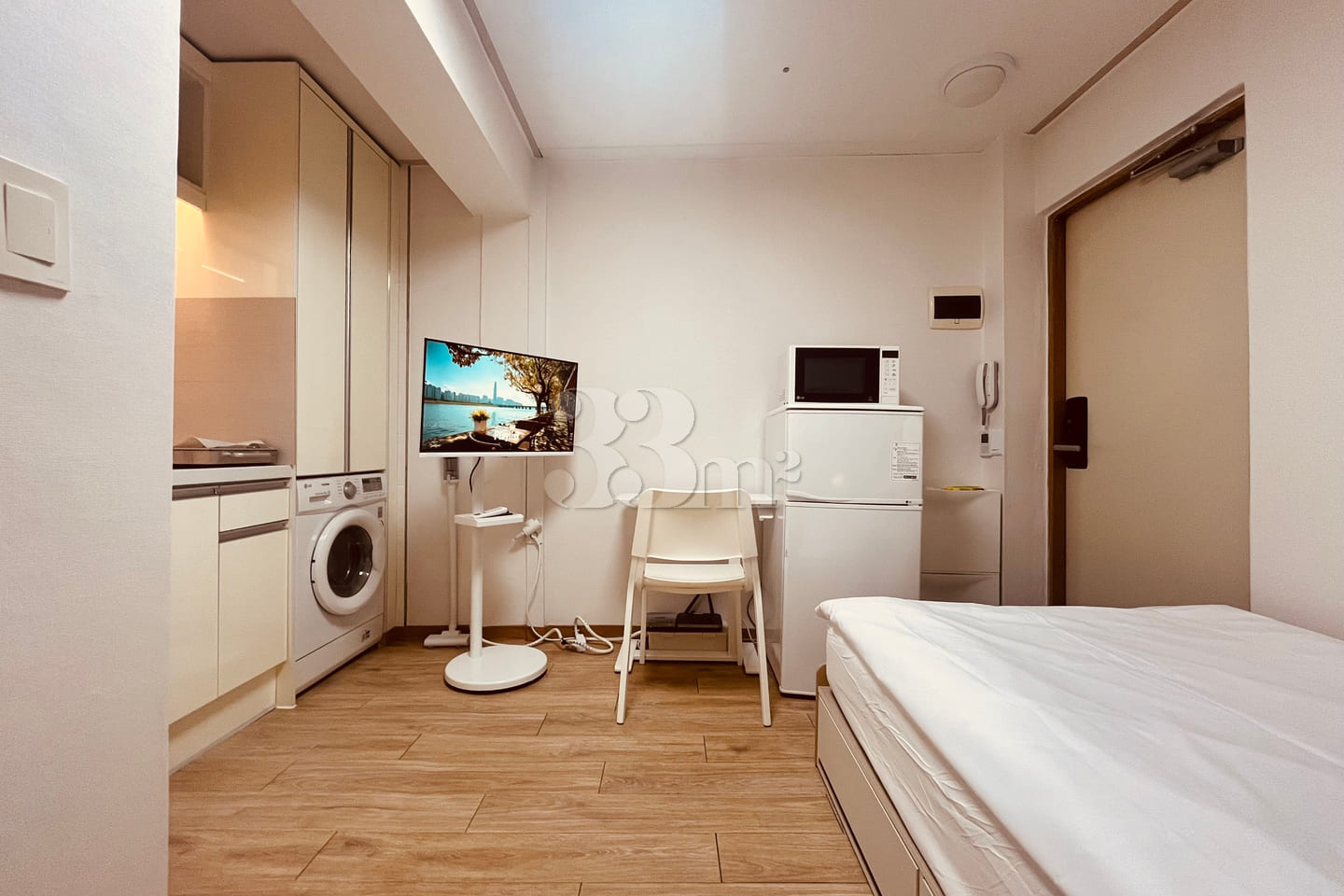 2-minute walk from Sinchon Station (Line 2) 3th image