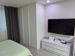 Spacious and quiet room near Sinsa Station 8th image