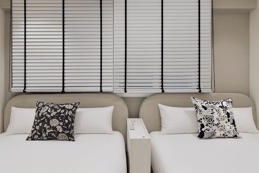 공덕역3분/4인/퀸2개