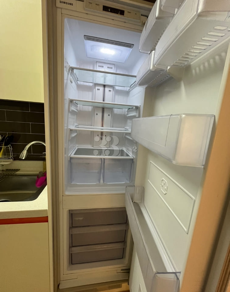 Clean studio apartment in front of Cheonan-As 14th image