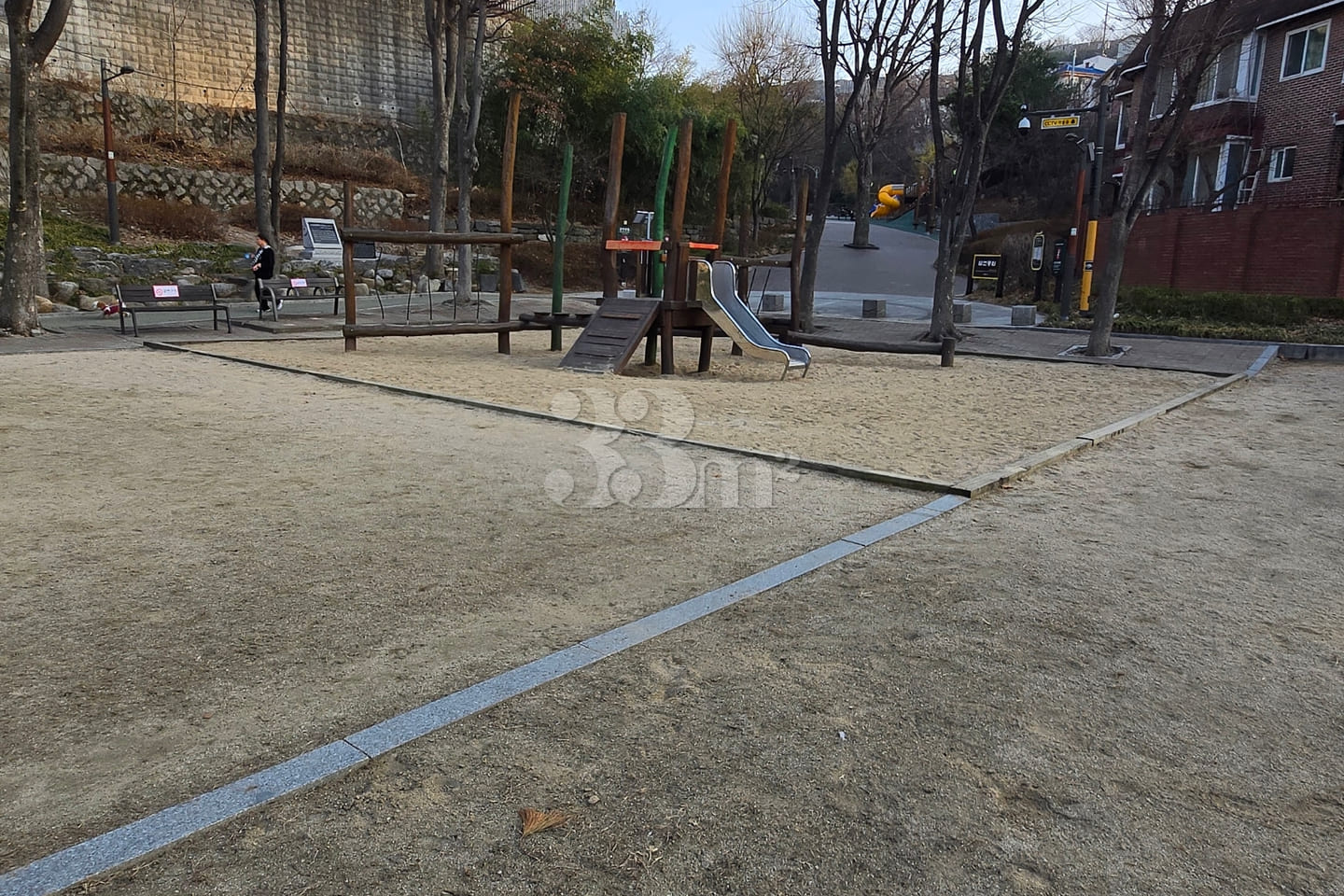 Hansung University Studio 201 9th image