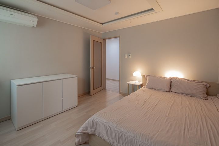 3-room apartment in front of Juan Citizens' P 6th image