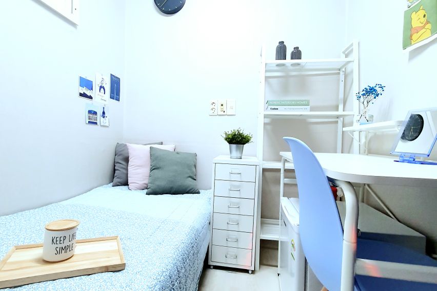 충정로역30초 여성층