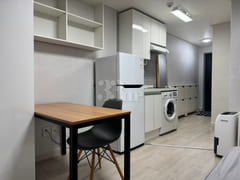 5 minutes from Sadang Station, large room, ne 4th image