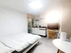 Cozy Studio in Goyang-si 02 0th image