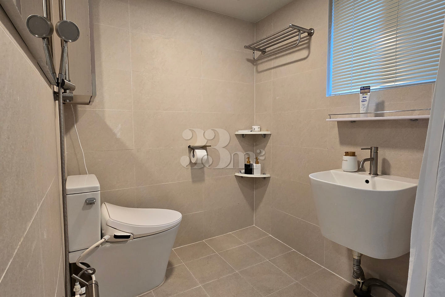 Fully furnished 2-bedroom apartment in Seoul 13th image