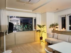 Fully Furnished Two-Room Unit Near Academies 0th image