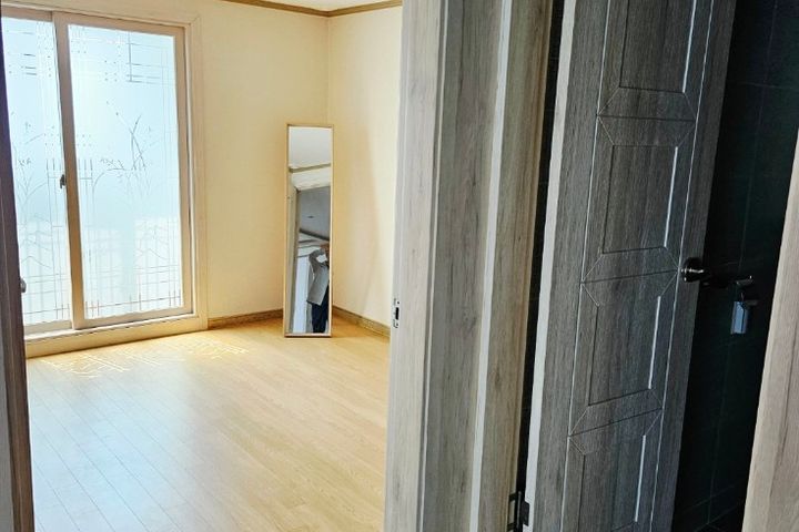 Ansan Parkville Three-Room Apartment 4th image