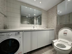 #38 Deluxe Suite #4 people 11th image