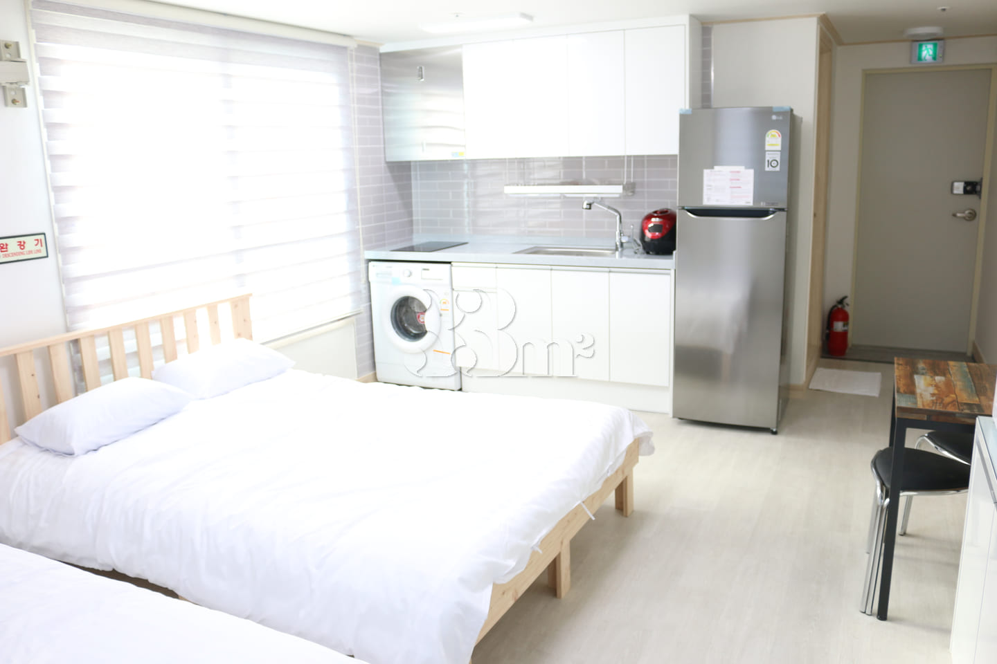 4-person room E, 5-minute walk from the subwa 2th image