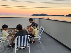 Geoje: 5 Seconds to the Pebble Beach (Front-R 17th image