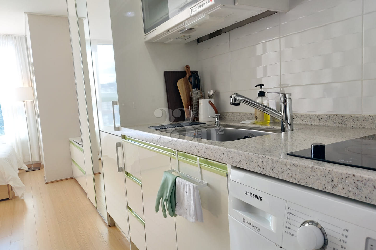 Fully furnished in the heart of Suncheon 9th image