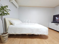 Sunny room near Gwangju Cheomdan District 7th image