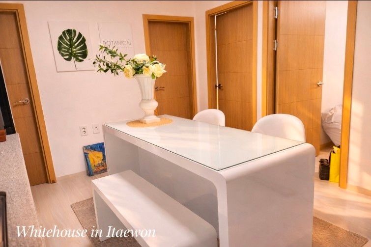 4인/이태원 화이트홈  6번째 이미지