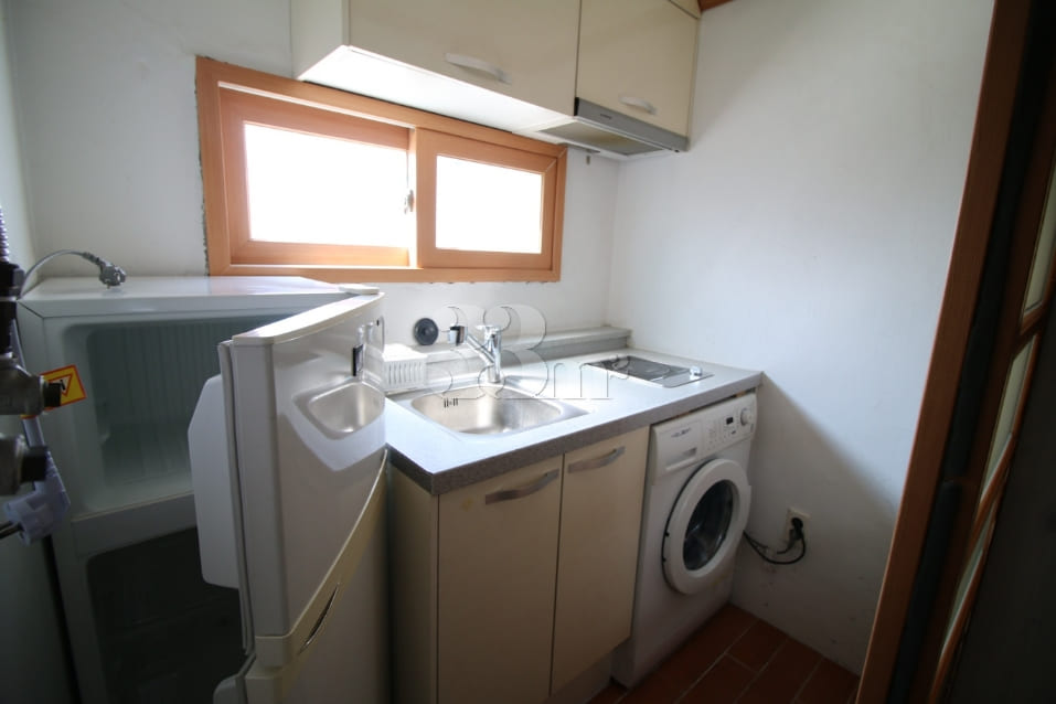 Fully furnished unit in Yangjeong-dong, near 2th image
