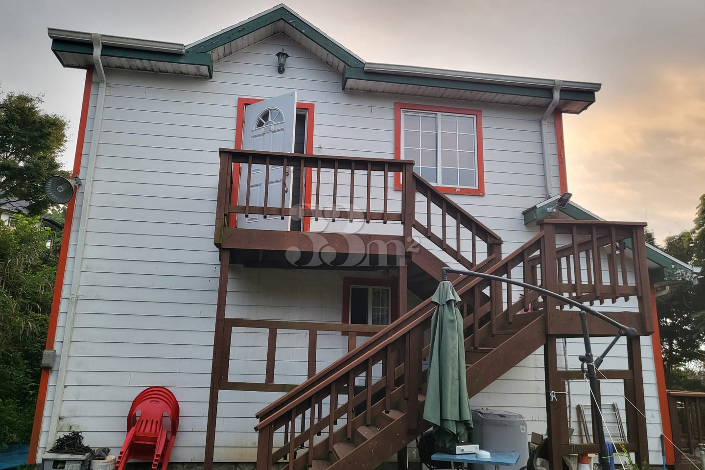 Entire 2nd floor of Red House 1th image