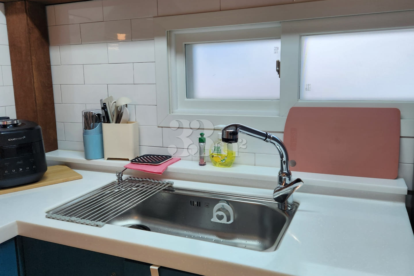 Spacious 35-pyeong detached house 8th image