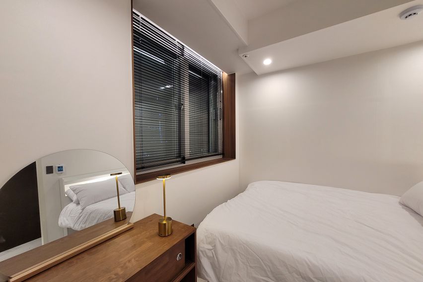 호텔급더블침대 2인거주