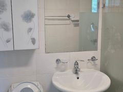 Clean worker accommodation 11th image