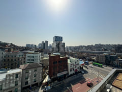 9-pyeong unit with floor-to-ceiling windows, 4th image