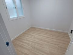 Remodeled two-room apartment, 7-minute walk t 9th image