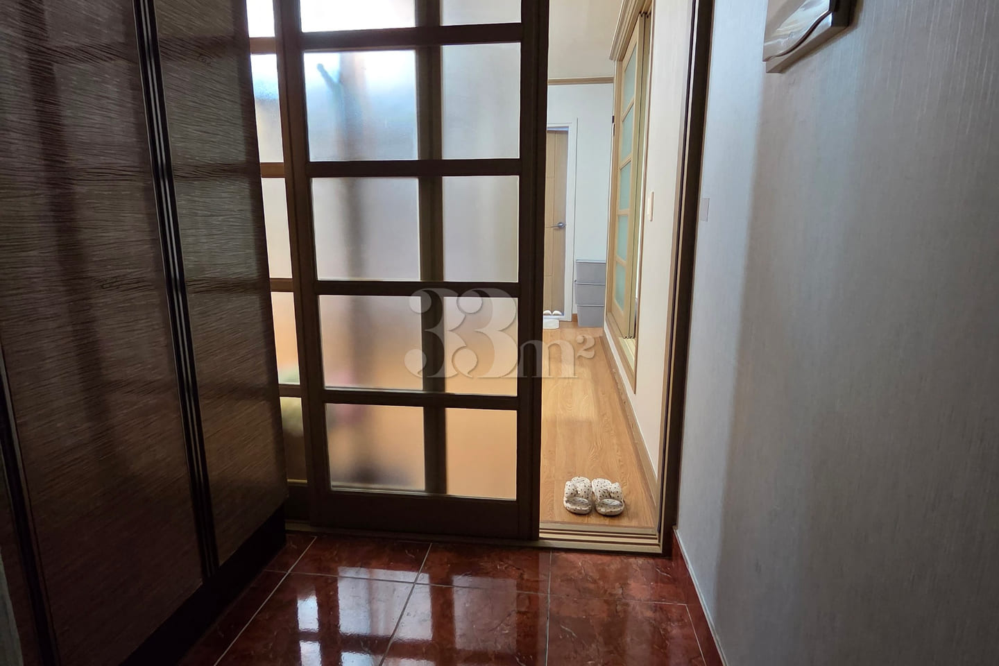 Yujin's spacious rooftop room 14th image
