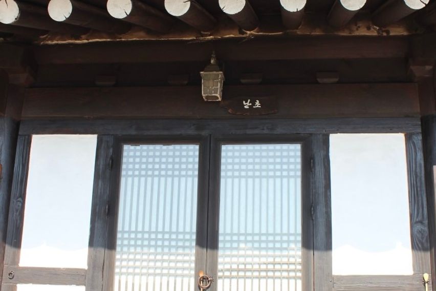 청산도 락 한옥 난초