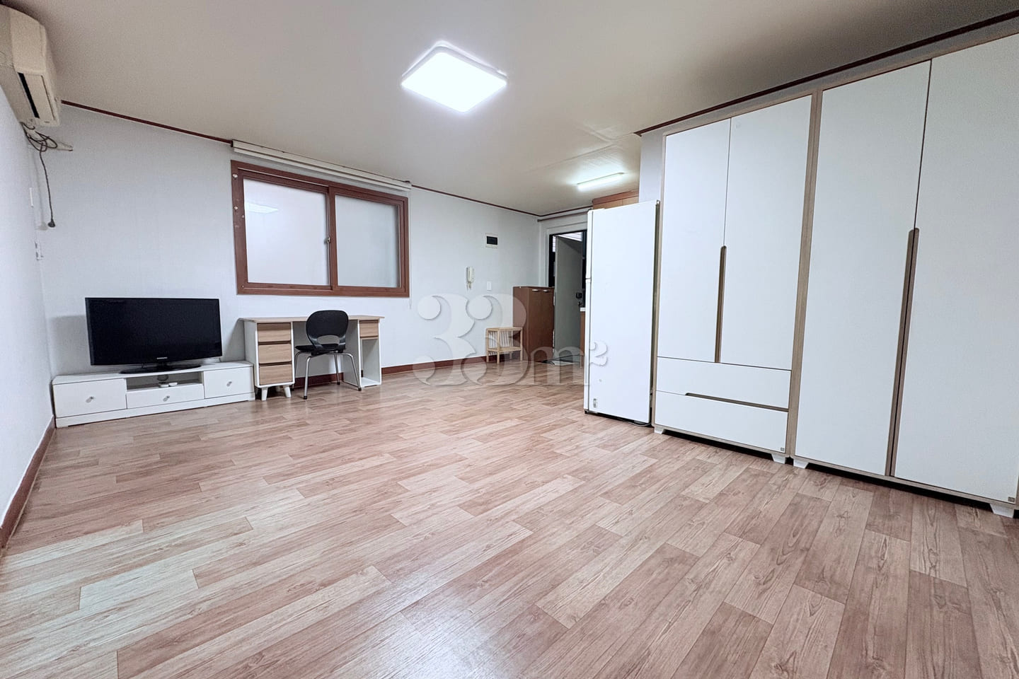 Large studio apartment near Deokgye Station i 0th image