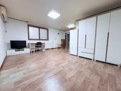 Large studio apartment near Deokgye Station i 0th image