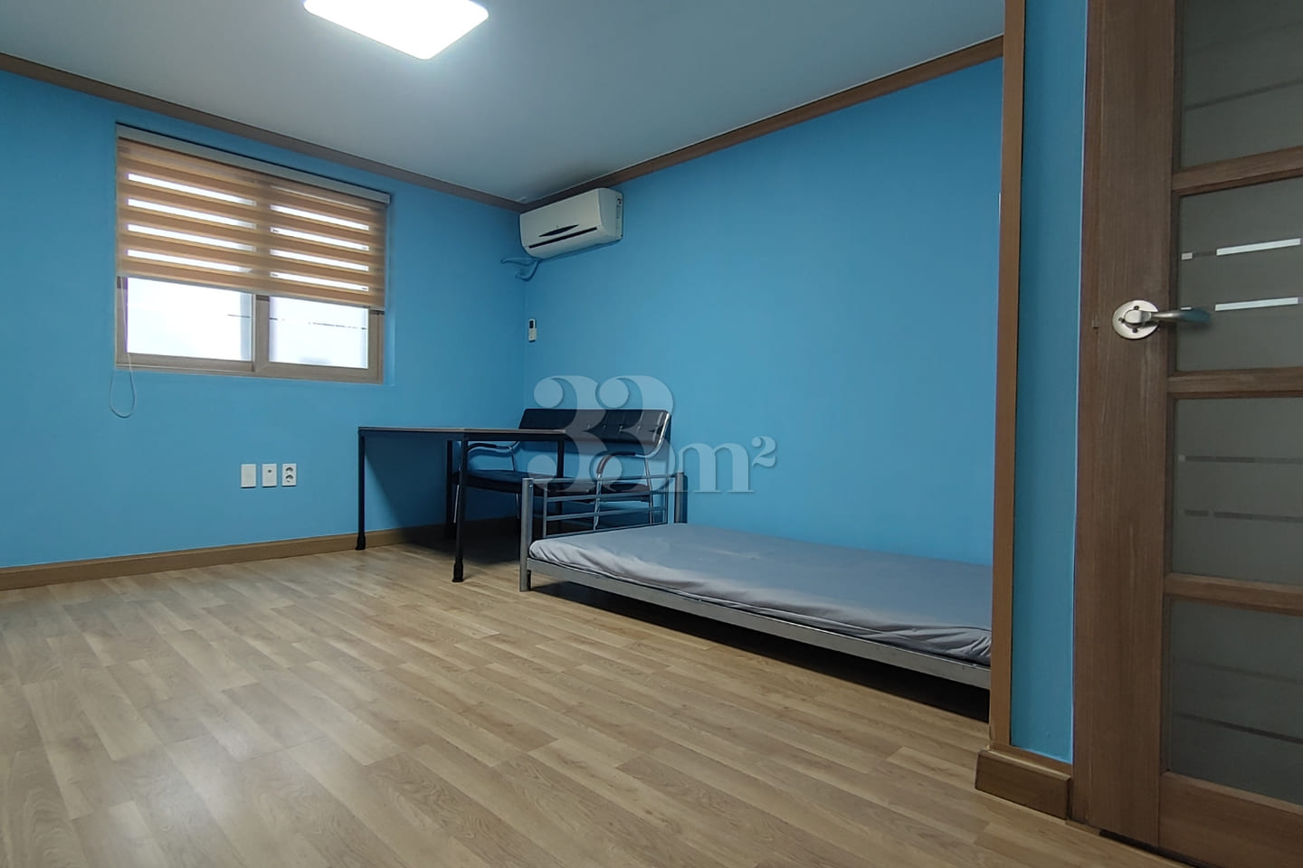 Muyeol-dae Plus-Size Studio Apartment 0th image