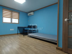 Muyeol-dae Plus-Size Studio Apartment 0th image