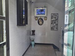Room 203 6th image
