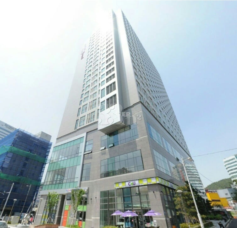 Haeundae ■ Fully Furnished Duplex 14th image