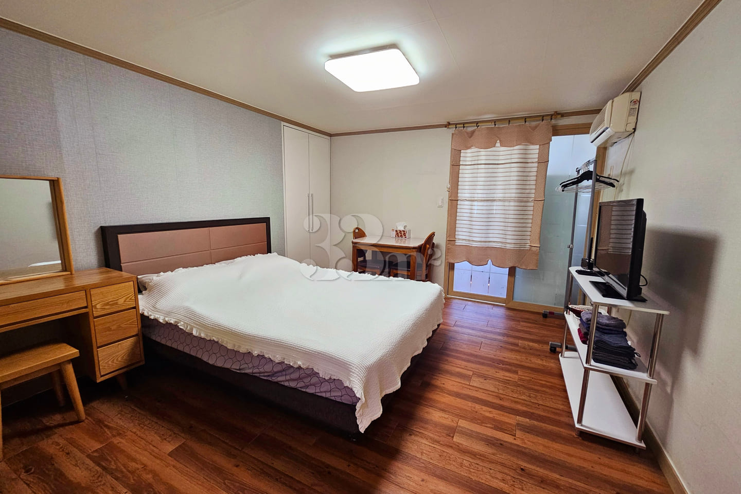 Studio Apartment (AIE) – 15 Minutes from Yeun 0th image