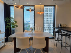 High-end hotel-style suite 2th image