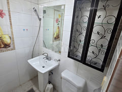 5 minutes from Duryu Station, spacious room 4th image