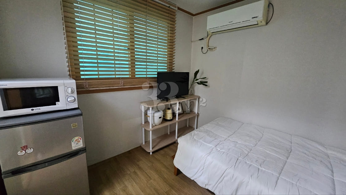 Quiet and clean studio apartment in Sinan-don 3th image
