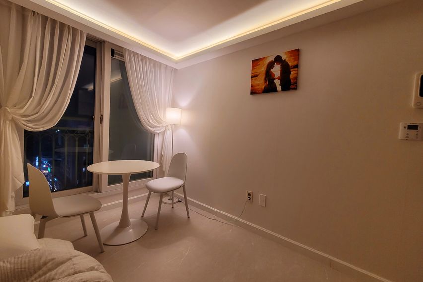 Fully-equipped Good Day Love 5th image